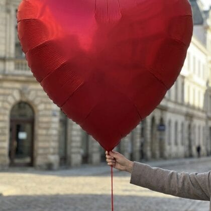Dev Kırmızı Kalpli Balon​ 150 cm