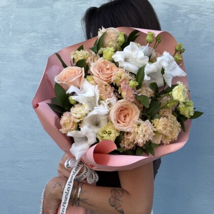 Maison Blush Bouquet